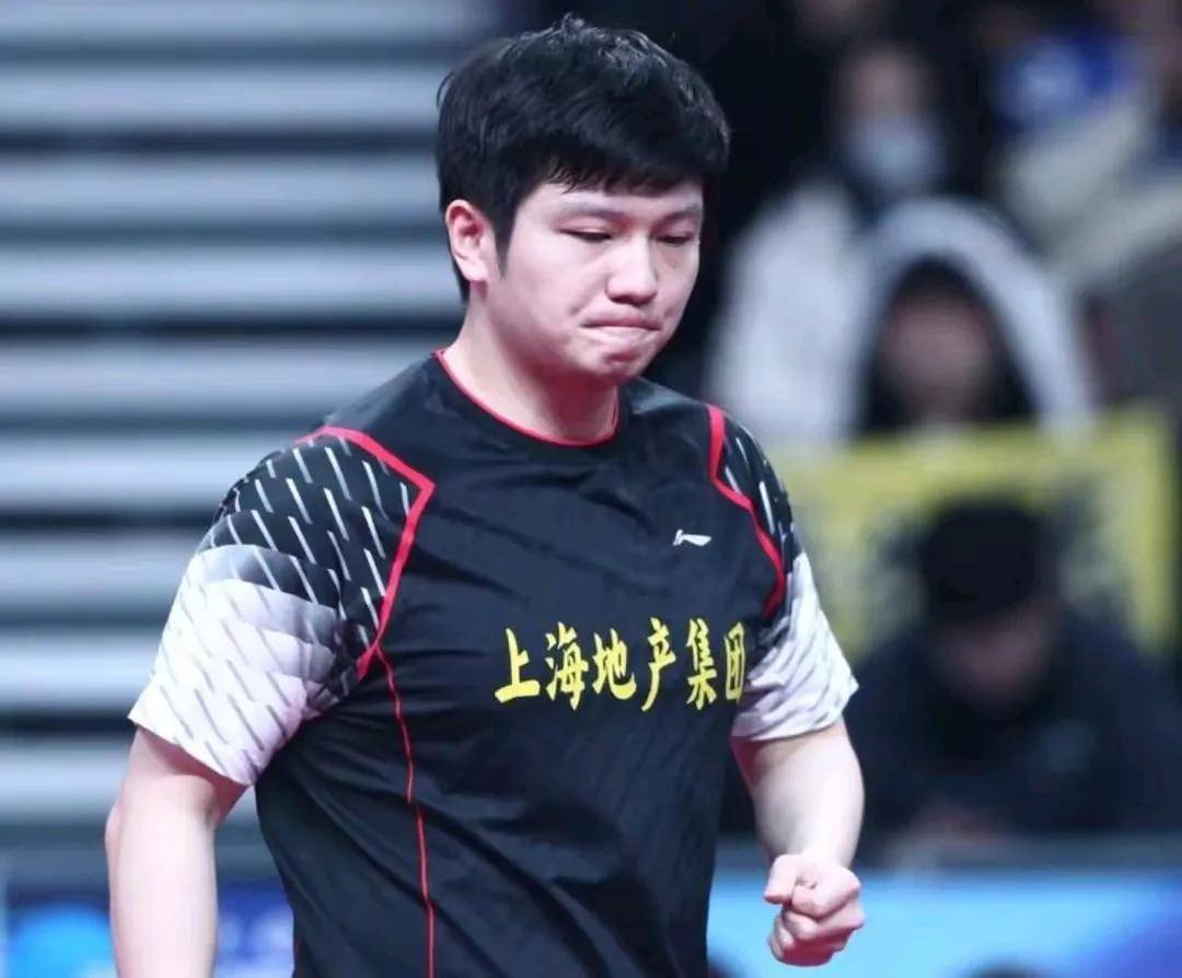 包含卫冕冠军再现雄风，连胜创新纪录的词条