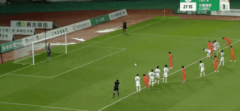 射手破门球队取胜,力挫对手进决赛 射手破门球队取胜,力挫对手进决赛