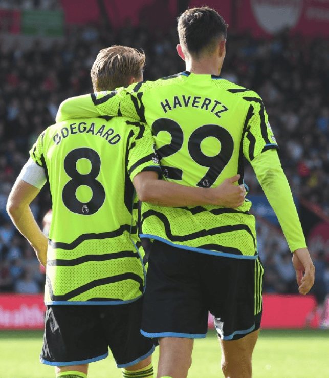 伯恩茅斯与埃弗顿交手，弱旅对抗实力派会师