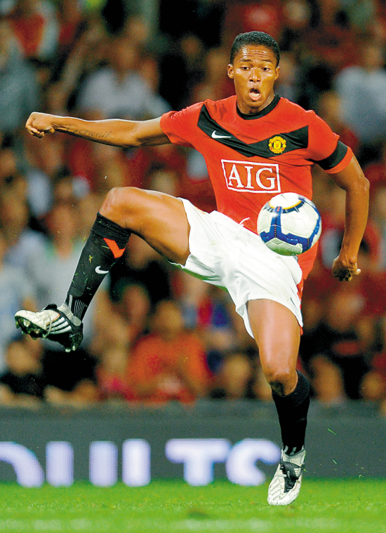 瓦伦西亚新援表现抢眼,球迷赞不绝口 瓦伦西亚新援表现抢眼,球迷赞不绝口