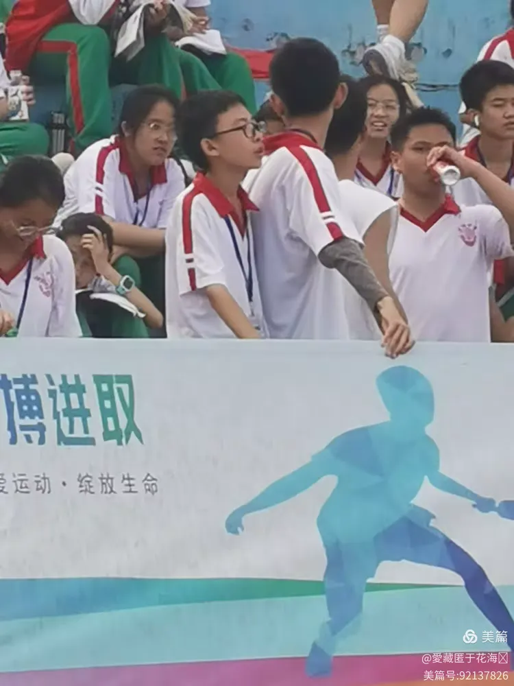 运动员们在比赛中勇敢拼搏,无畏困难 运动员们在比赛中勇敢拼搏,无畏困难