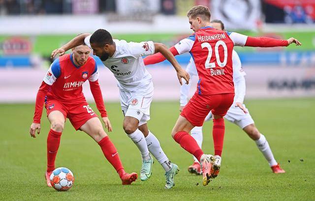 汉堡主场对阵霍芬海姆:誓取三分!的简单介绍 汉堡主场对阵霍芬海姆:誓取三分!的简单介绍