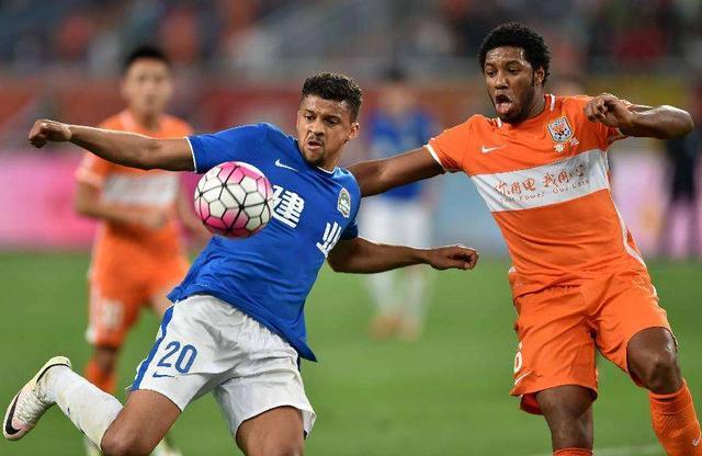 世俱杯-浙江绿城爆冷击败广州富力,积分榜上升两位