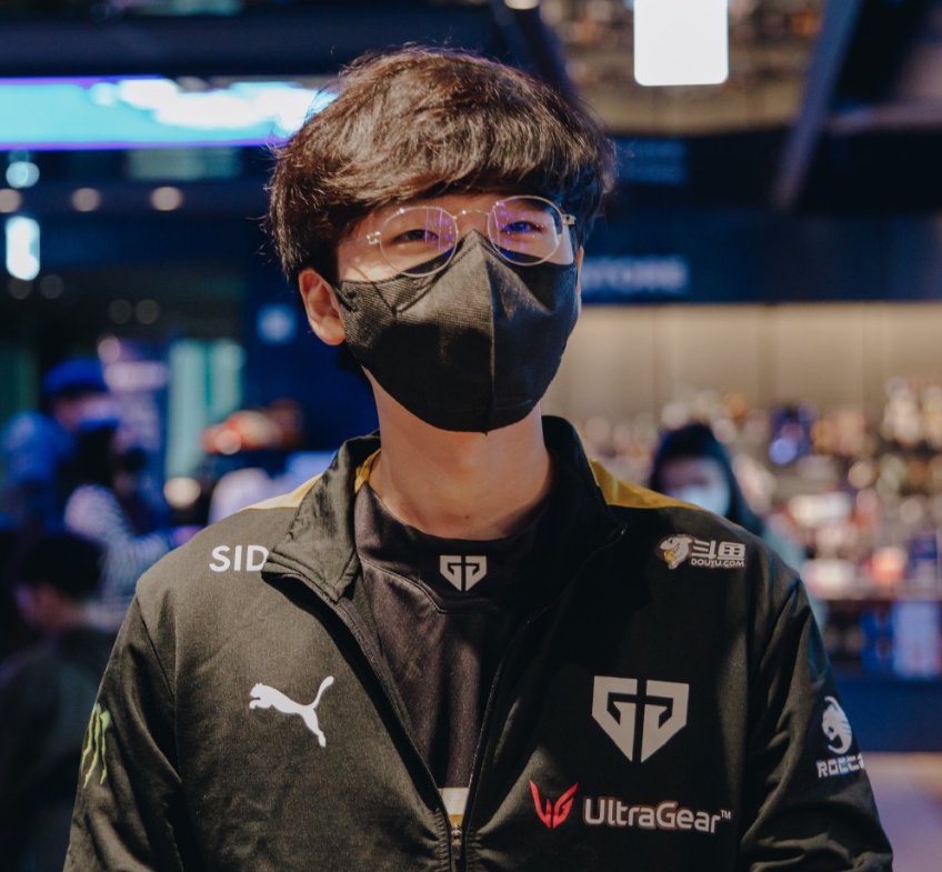 LGD力克BLG，Canyon打出惊人五杀强强对话八强赛，点燃全场激情