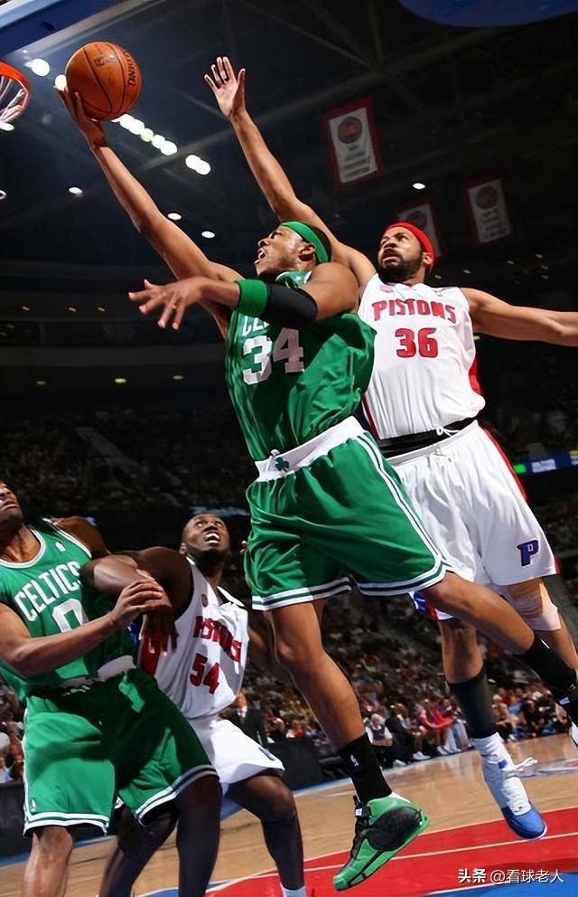 世俱杯奖金-湖人客场击败活塞,追平分区榜首