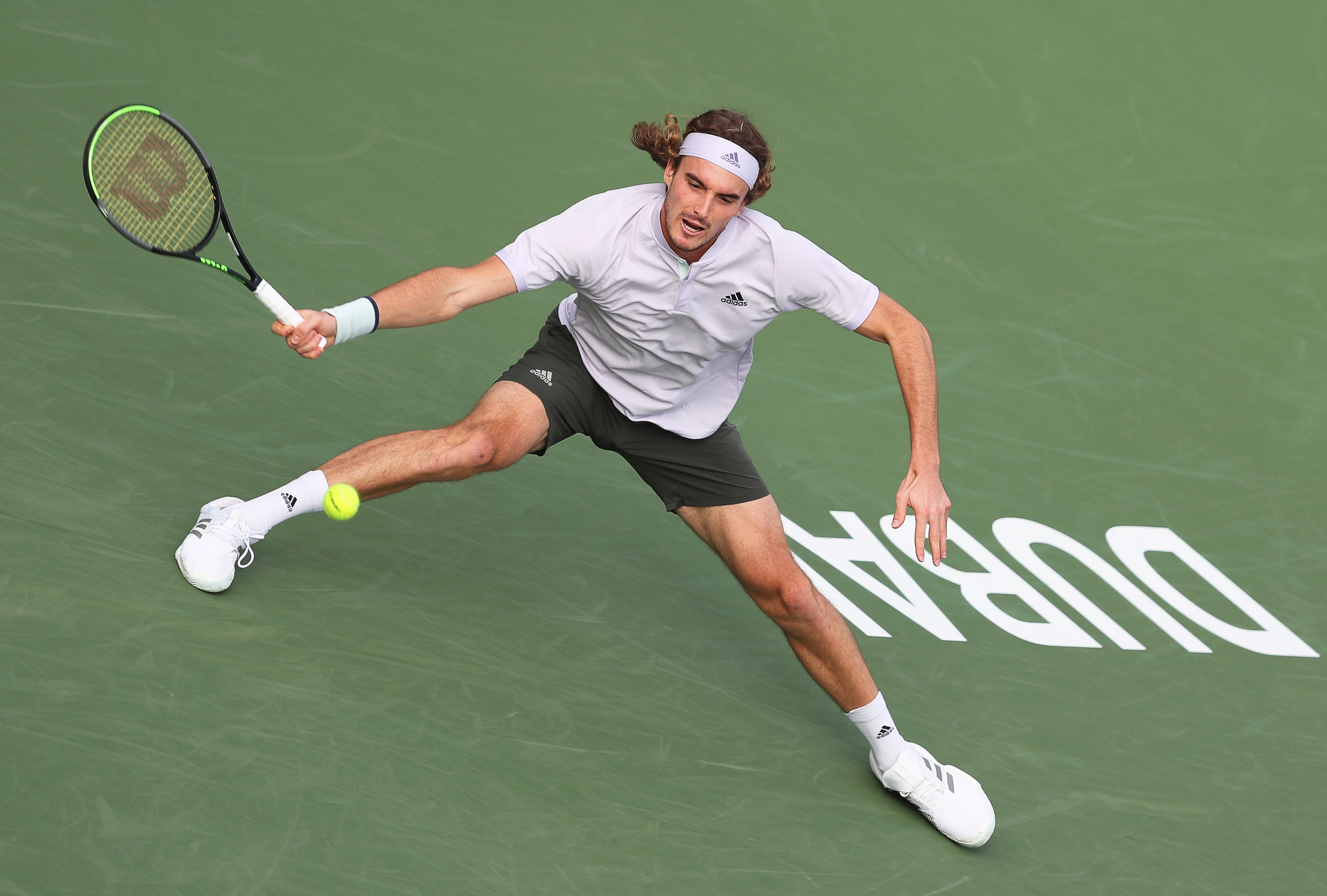 世俱杯时间-德国网球队鏖战意大利网球队，西西帕斯完成帽子戏法