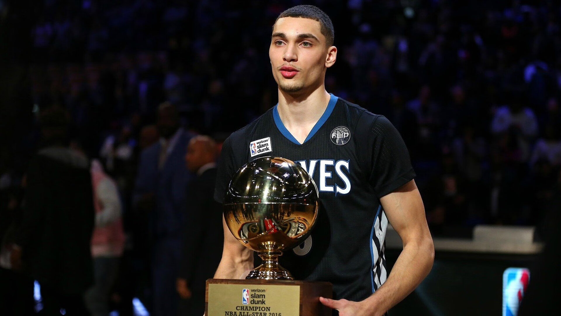 世俱杯2025-时代的两次心跳,独行侠巅峰对决与东决的意外主宰