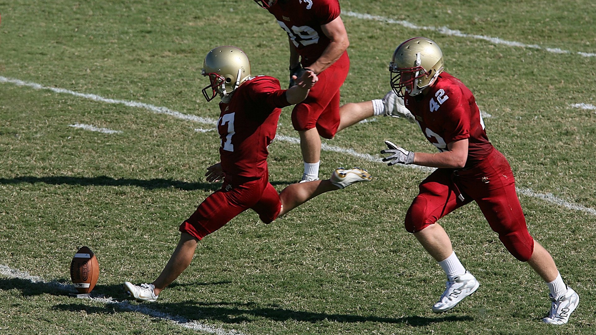 梁靖崑式扛起,从德国队险胜英格兰队看团队精神的当代诠释